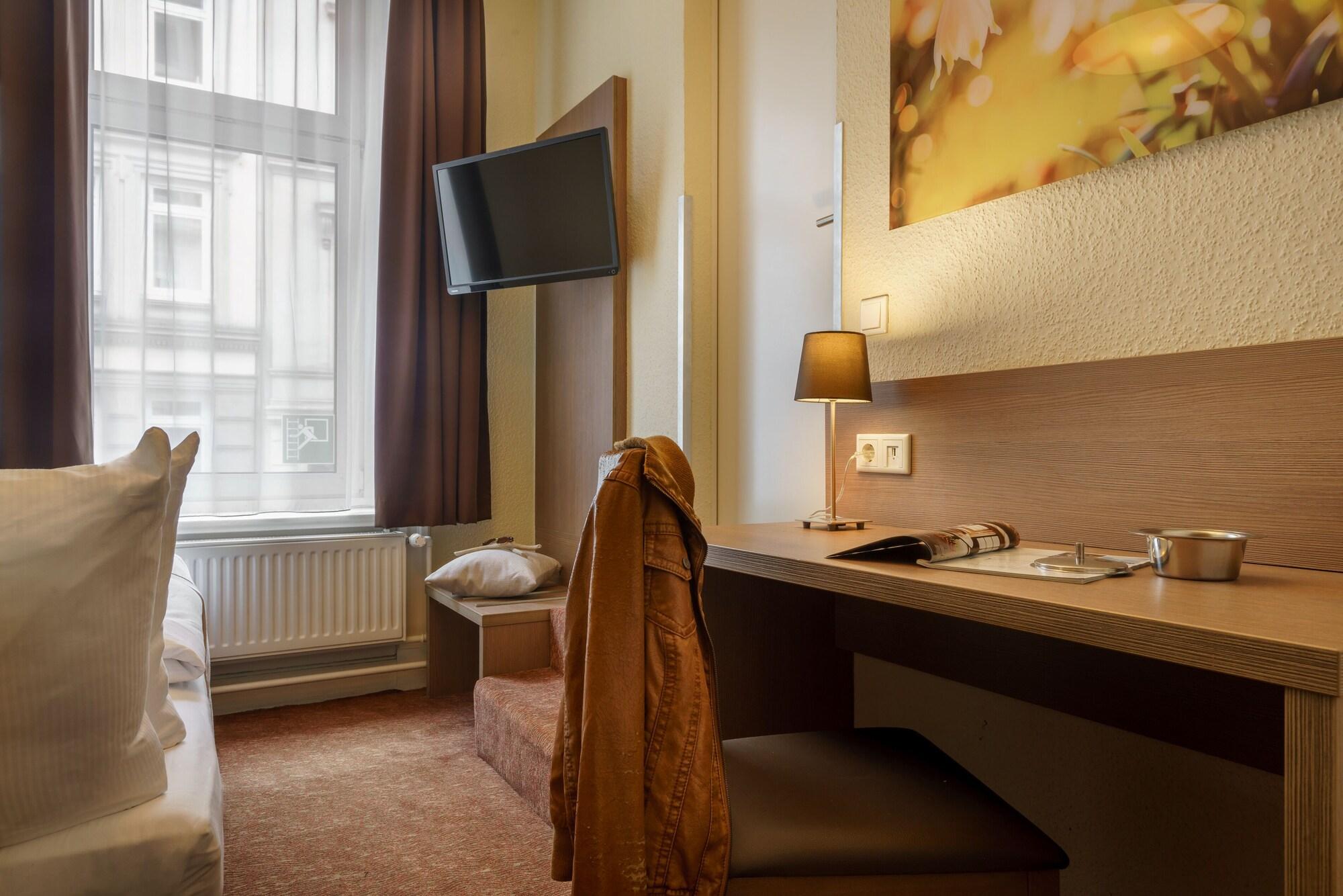 Hotel Alster Hamburg Exterior foto