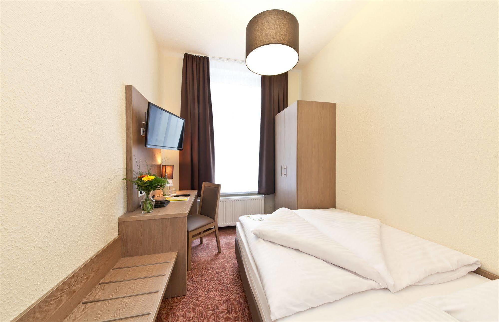 Hotel Alster Hamburg Exterior foto